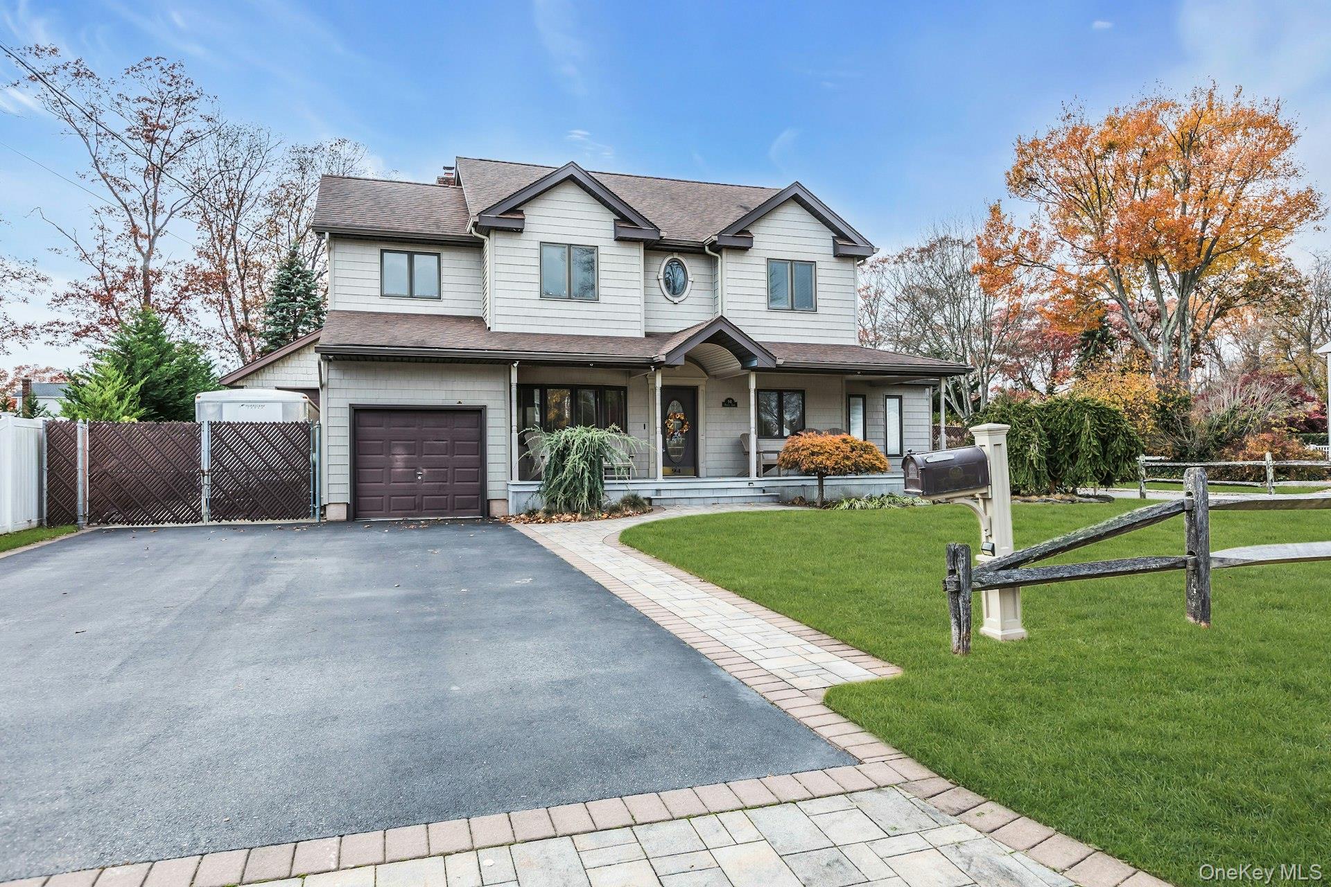 #2 photo, 94 Pequot Lane, East Islip , NY 11730