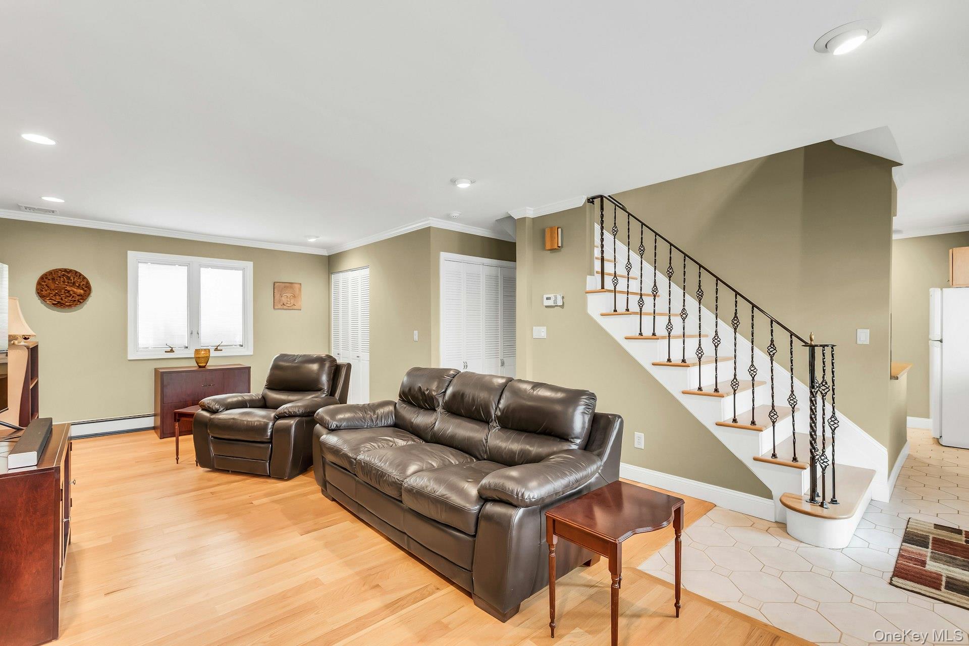 #7 photo, 94 Pequot Lane, East Islip , NY 11730