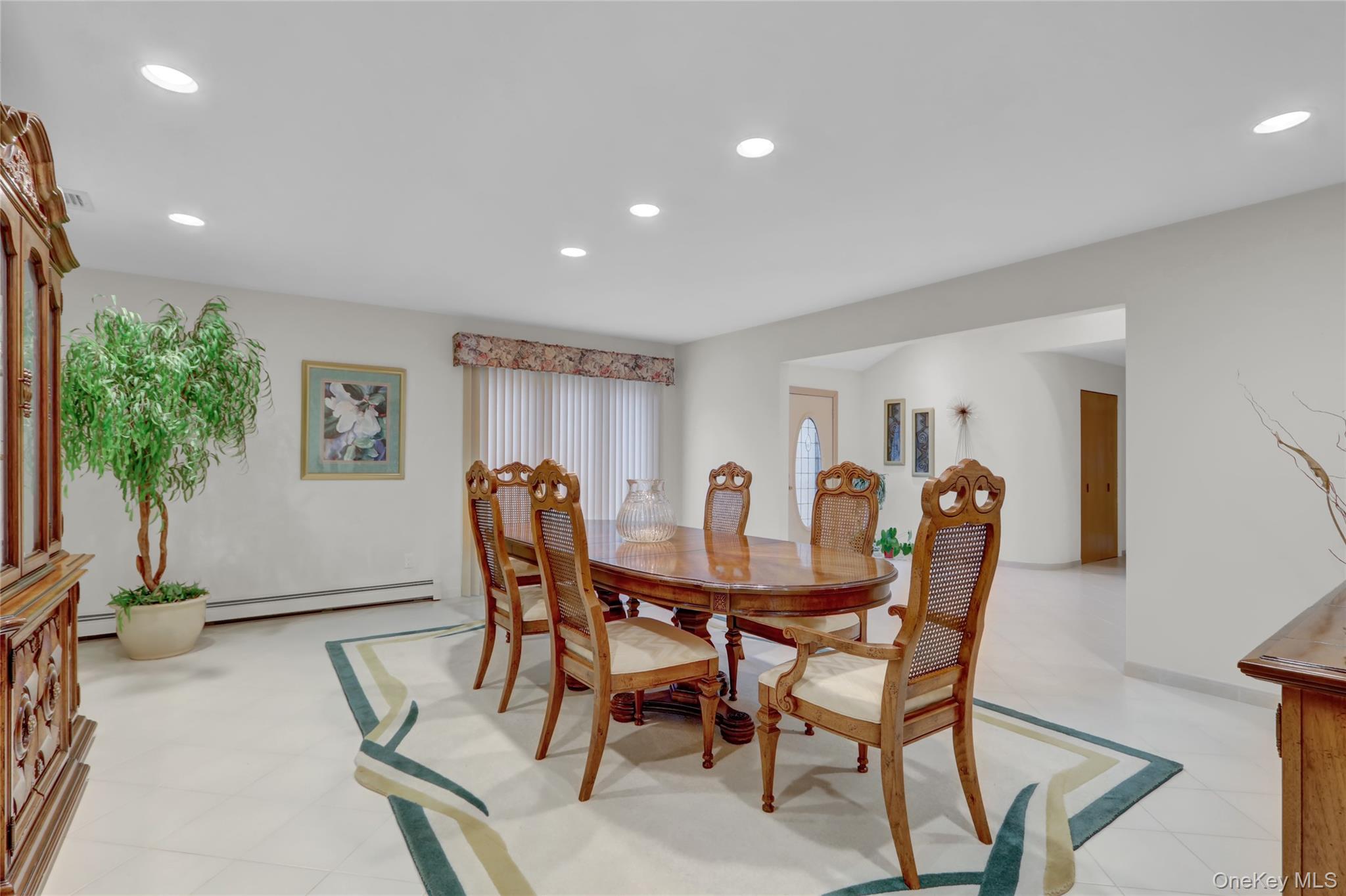 #13 photo, 254 Pine Acre Boulevard, Dix Hills , NY 11746