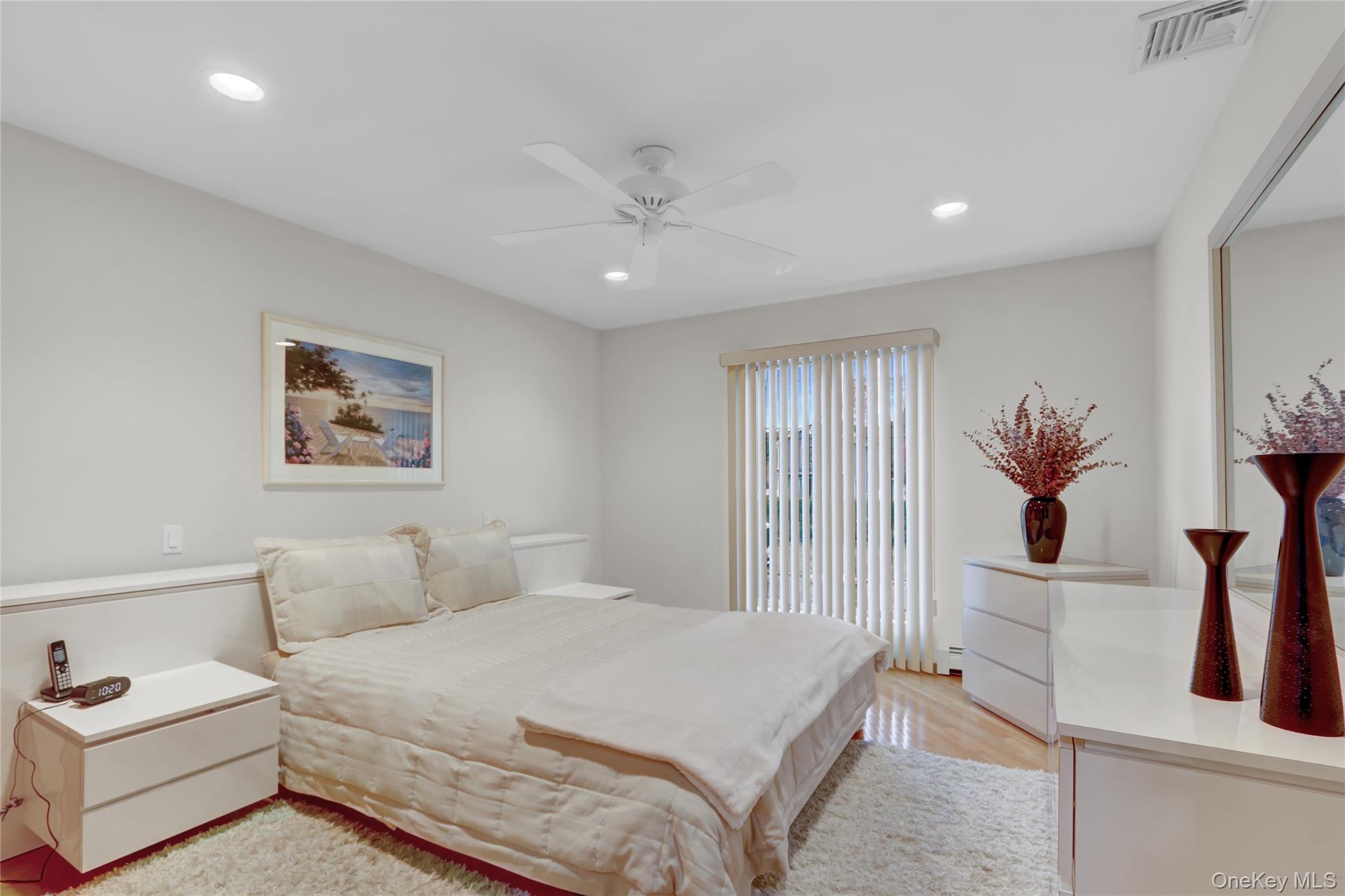 #16 photo, 254 Pine Acre Boulevard, Dix Hills , NY 11746