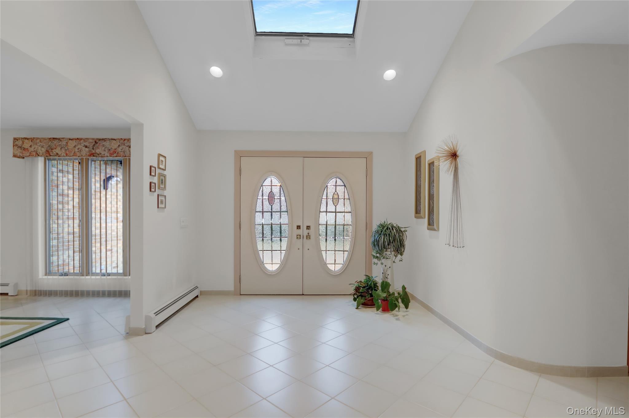 #2 photo, 254 Pine Acre Boulevard, Dix Hills , NY 11746