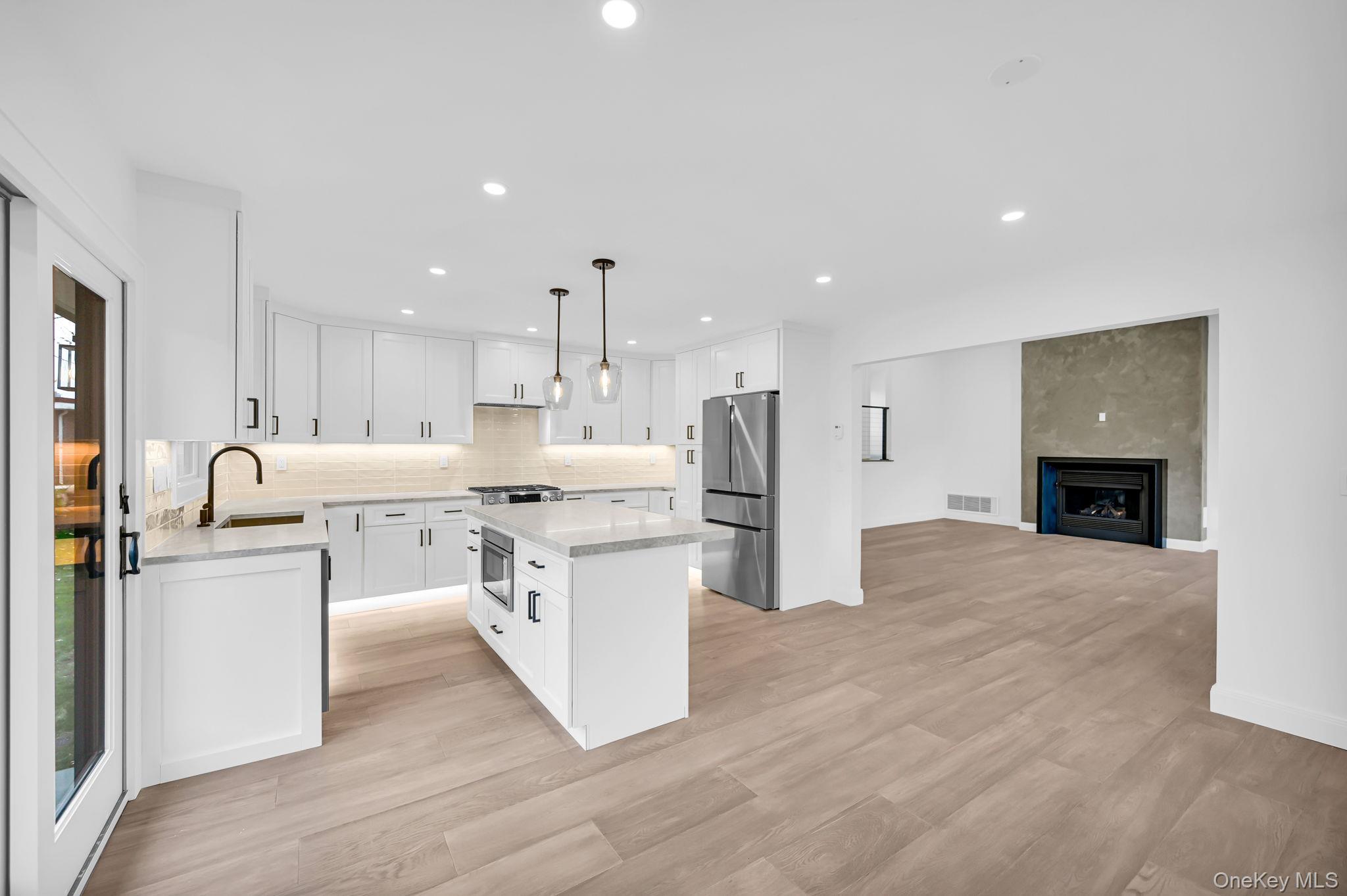 #12 photo, 82 Seton Drive, New Rochelle , NY 10804