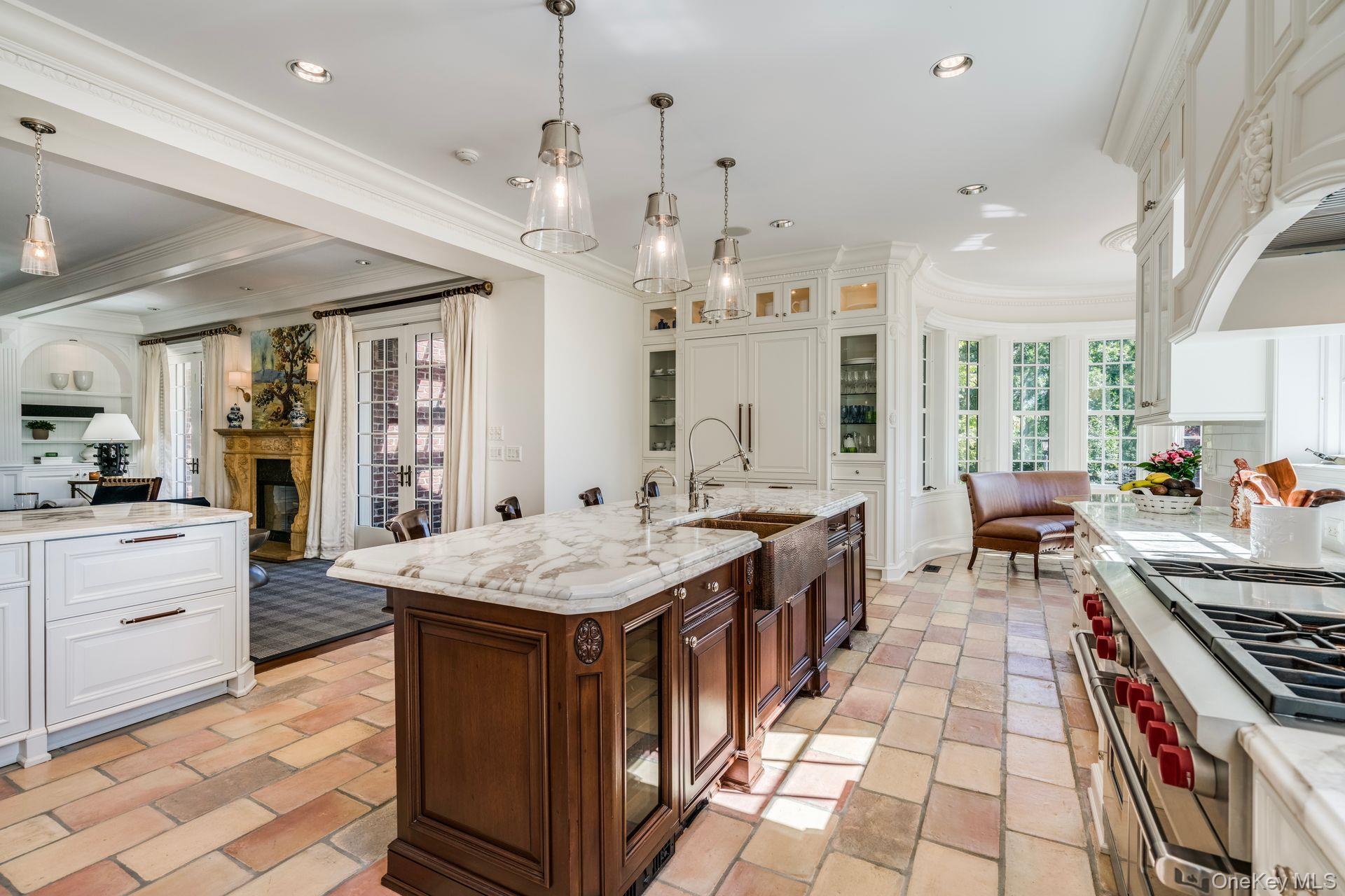 #15 photo, 18 Gwynne Road, Melville , NY 11747