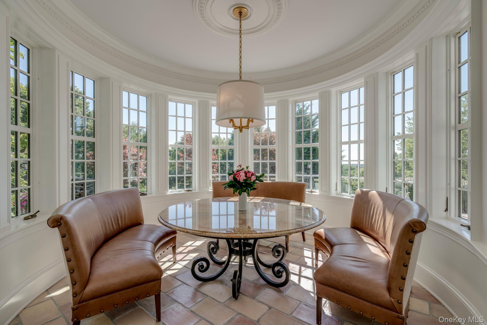 #18 photo, 18 Gwynne Road, Melville , NY 11747