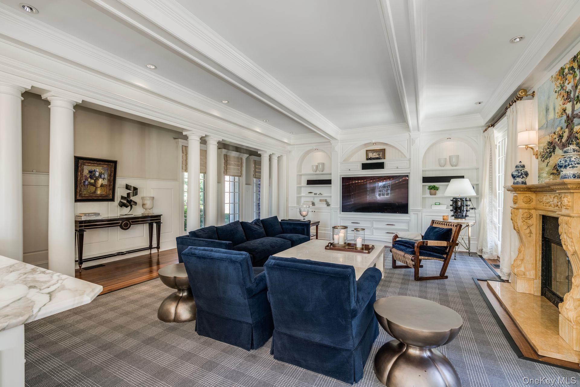 #19 photo, 18 Gwynne Road, Melville , NY 11747