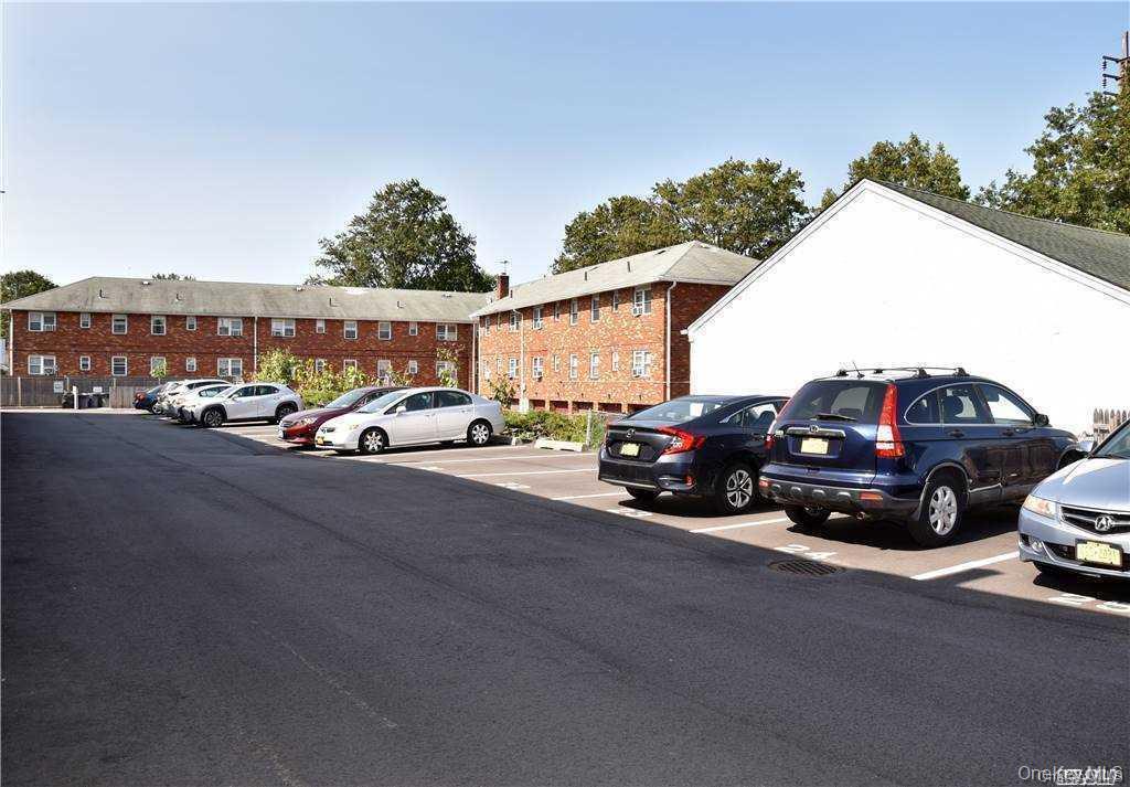 #20 photo, 43 floral blvd, Floral Park , NY 11001