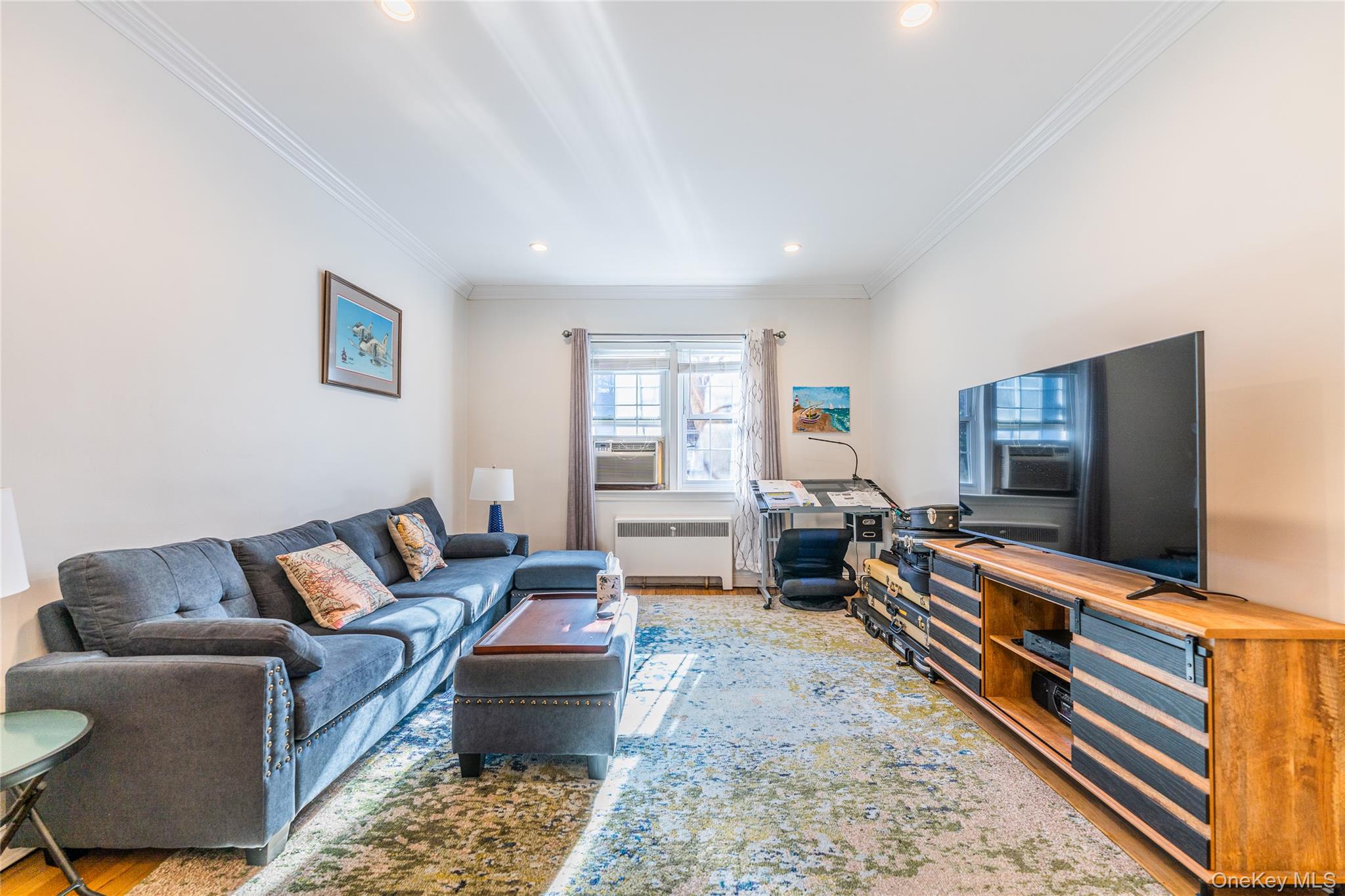 #4 photo, 43 floral blvd, Floral Park , NY 11001