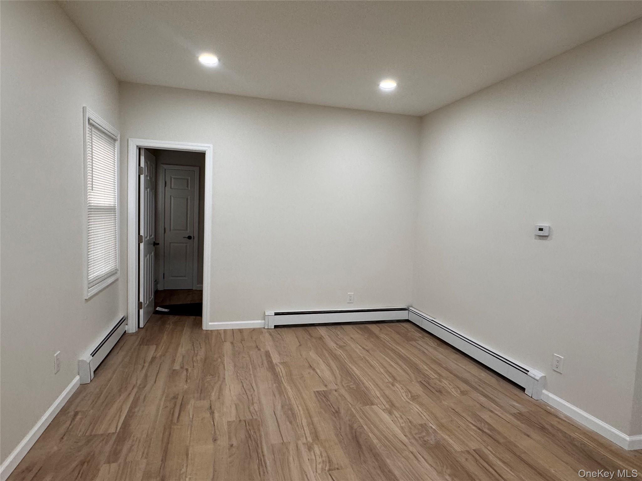 #6 photo, 515 Sweezy Avenue, Riverhead , NY 11901