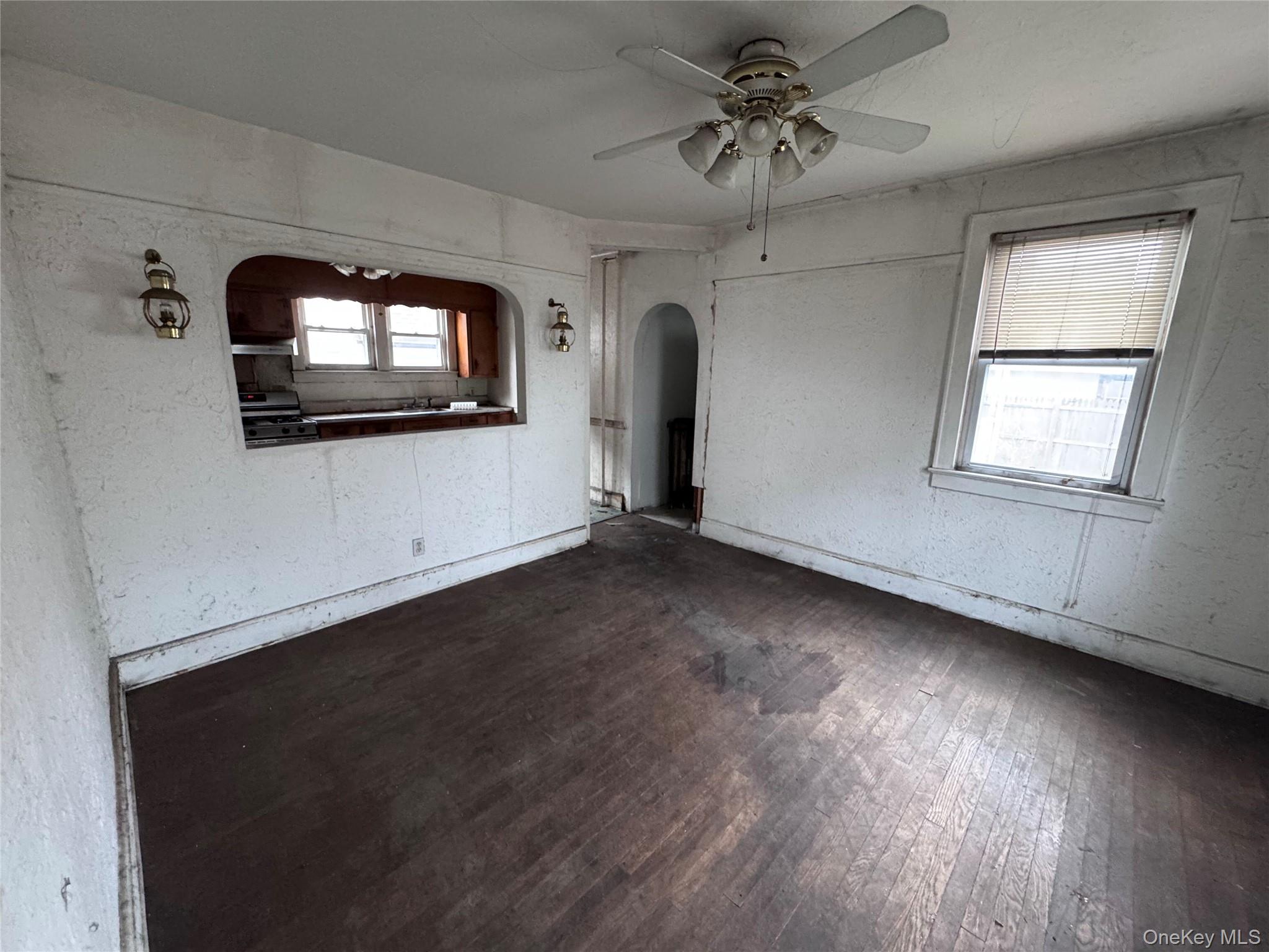 #4 photo, 28 Cammerer Avenue, East Rockaway , NY 11518