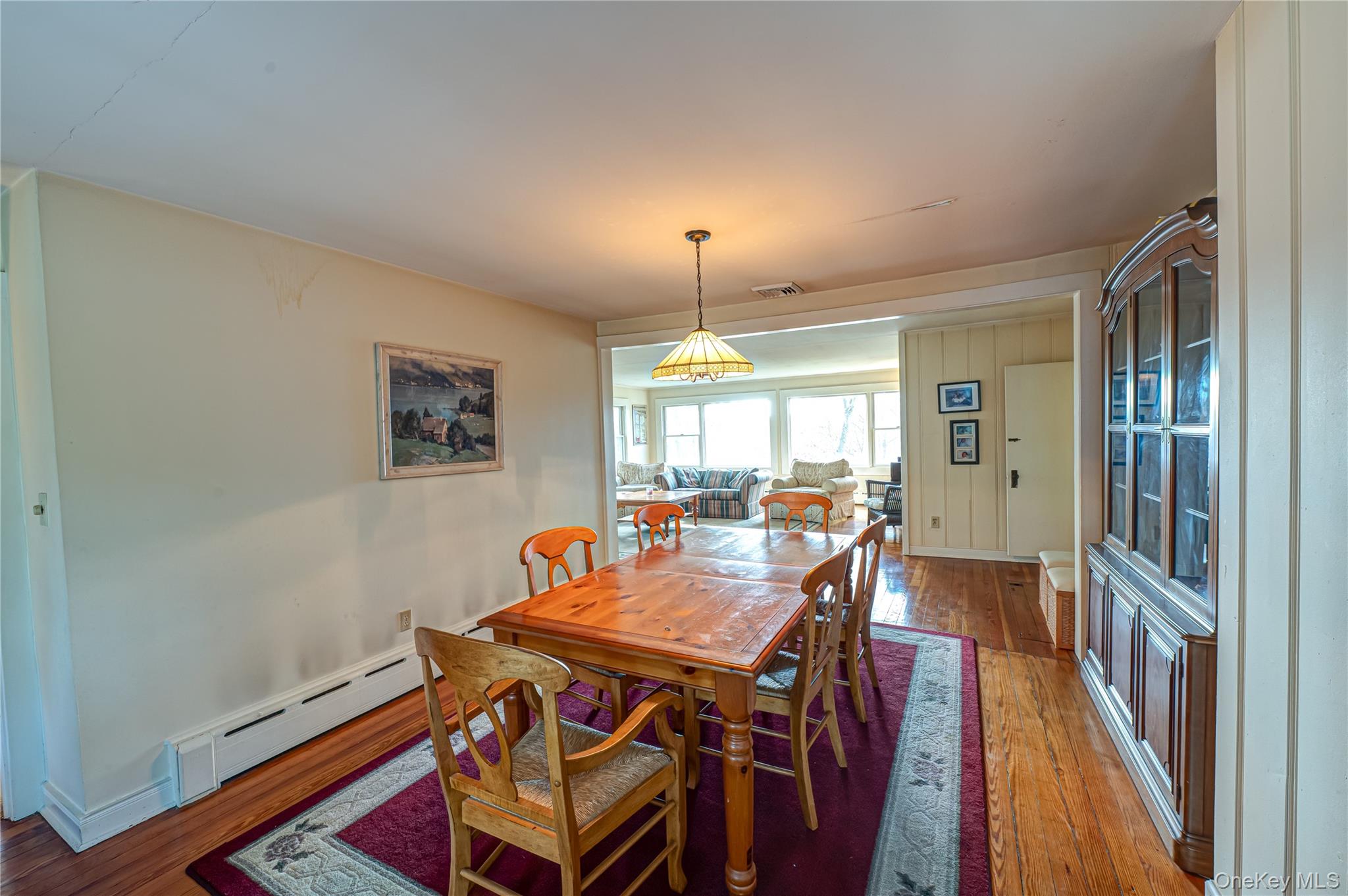 #7 photo, 37 Bay Avenue, Huntington , NY 11743