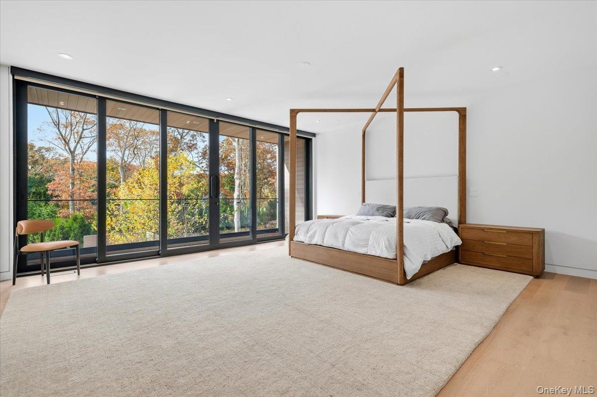 #18 photo, 21 Westwood Road, Wainscott , NY 11975