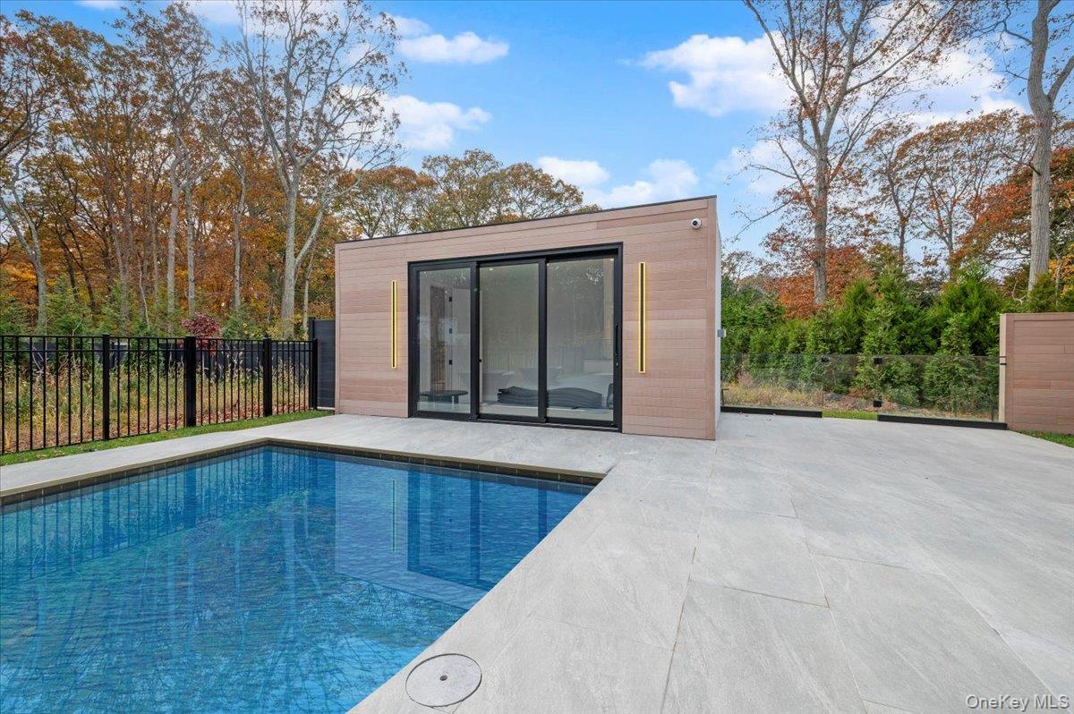 #3 photo, 21 Westwood Road, Wainscott , NY 11975