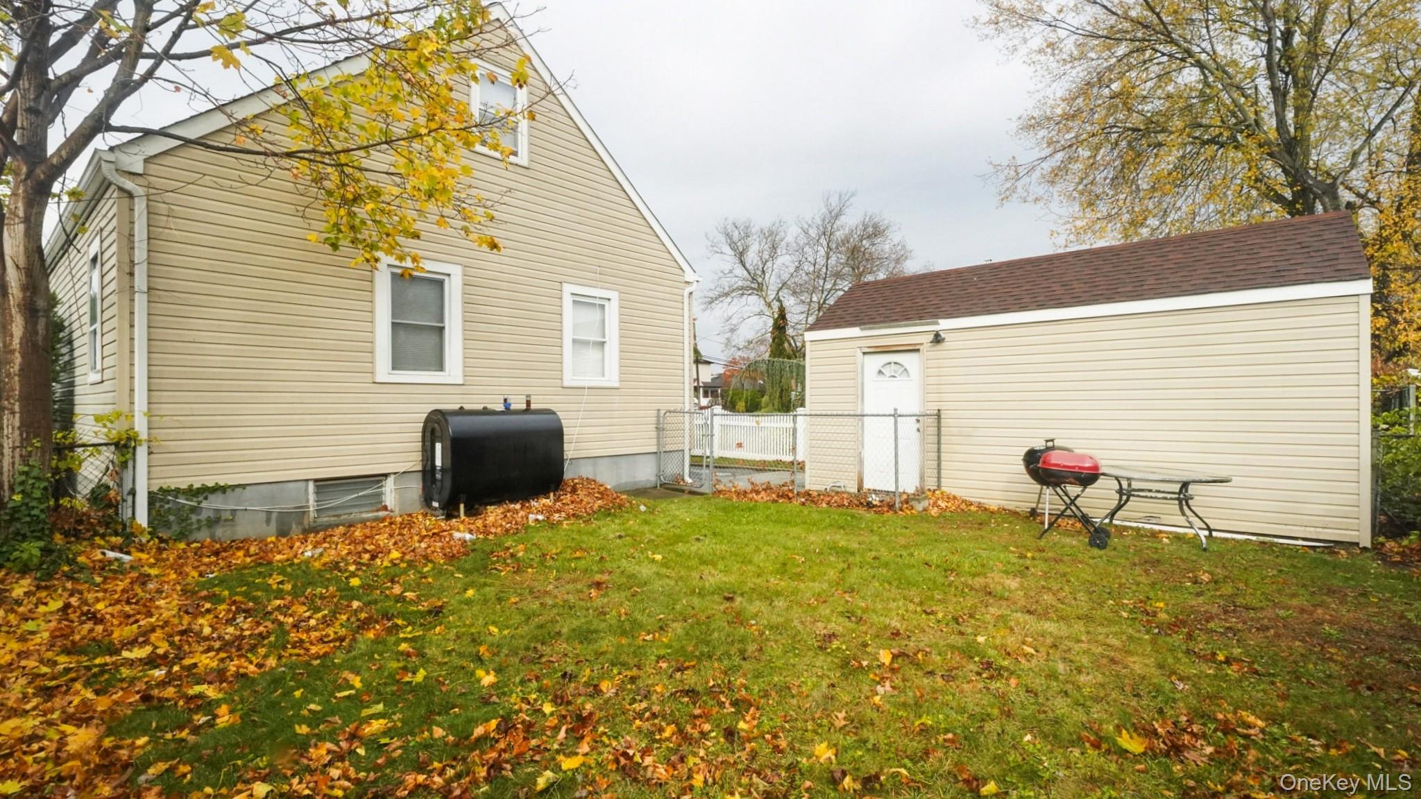 #15 photo, 150 Pennsylvania Avenue, Roosevelt , NY 11575