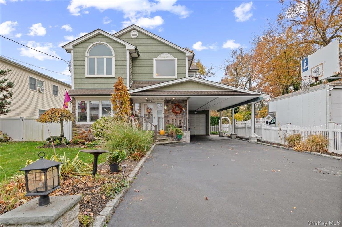 #1 photo, 1650 Bridge Street, Merrick , NY 11566