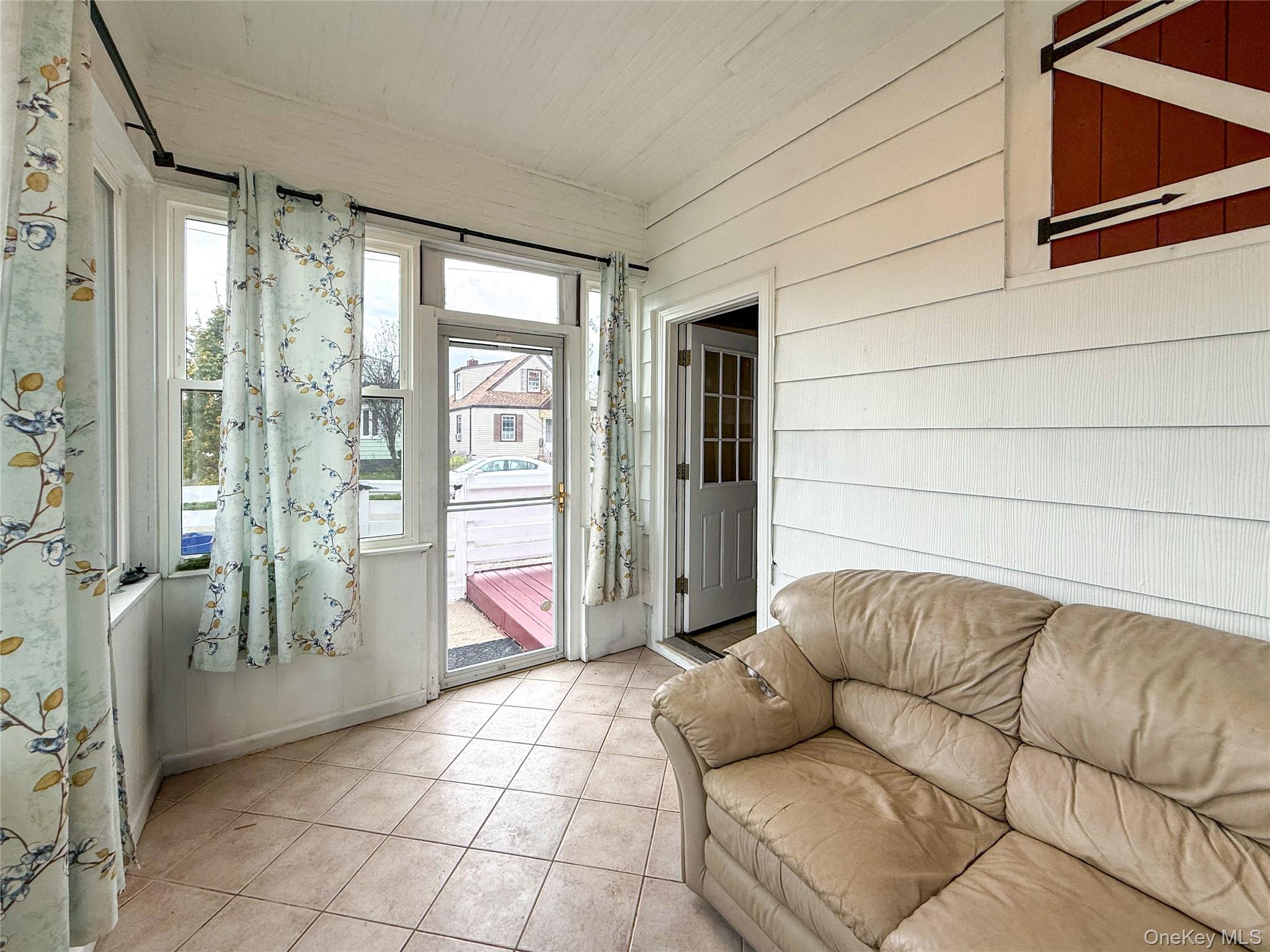 #15 photo, 163 Shaw Avenue, Valley Stream , NY 11580