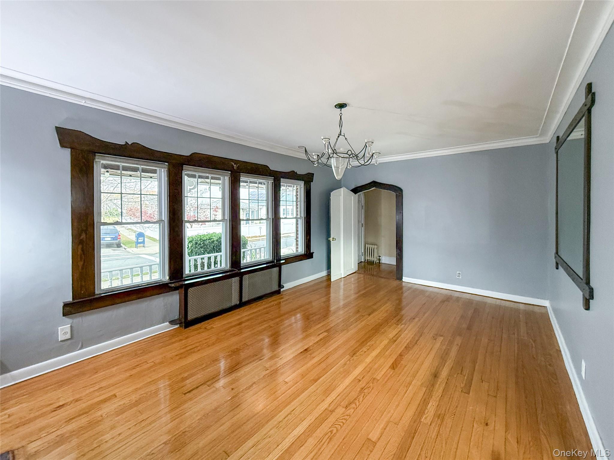 #4 photo, 163 Shaw Avenue, Valley Stream , NY 11580