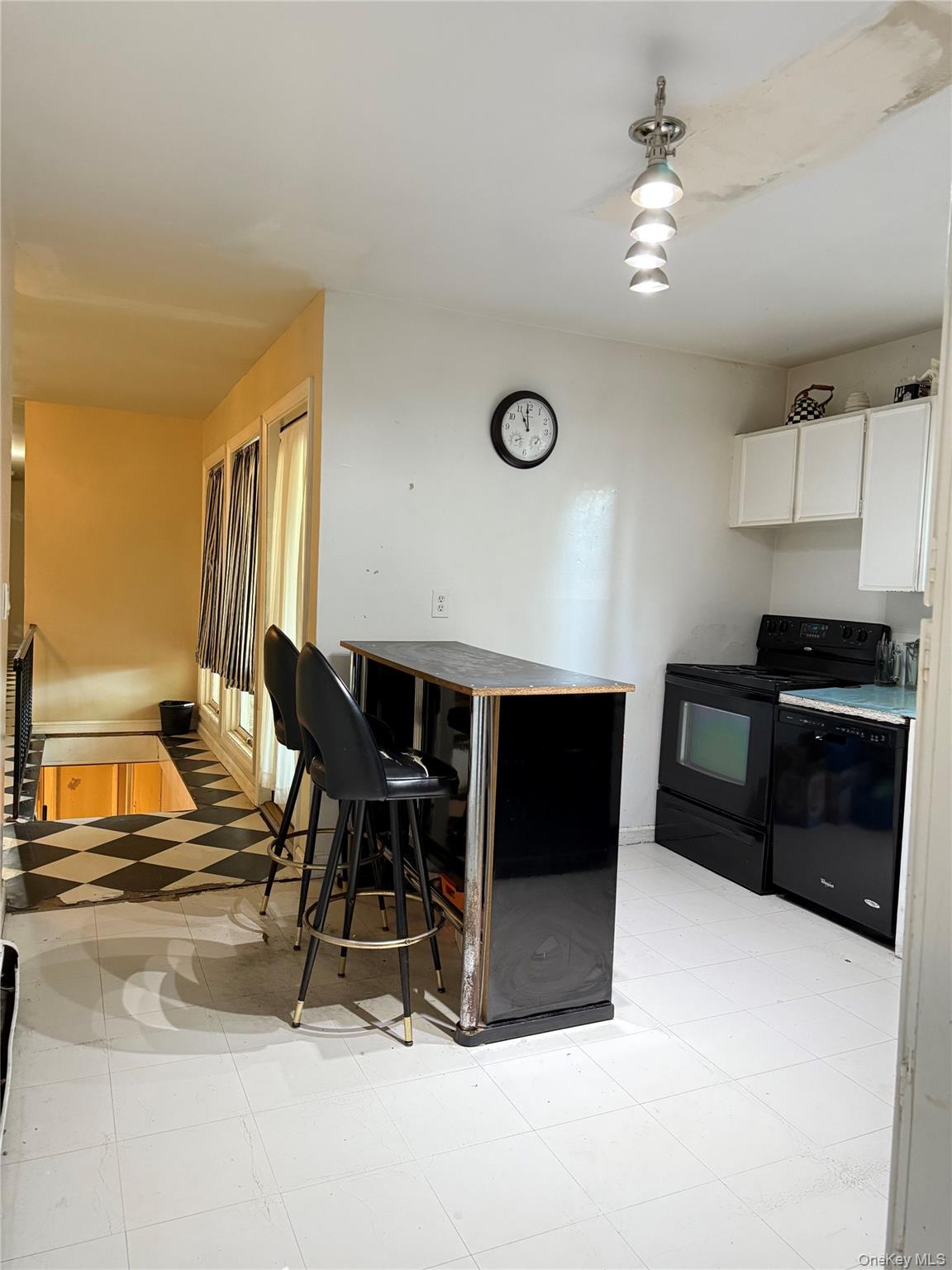 #13 photo, 165 Scott Avenue, Deer Park , NY 11729