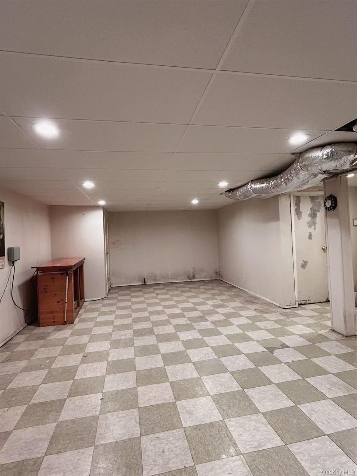 #18 photo, 165 Scott Avenue, Deer Park , NY 11729