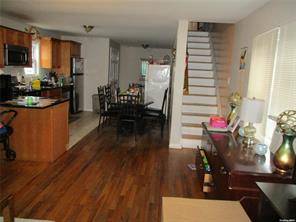 #2 photo, 34 Monroe St, Inwood , NY 11096