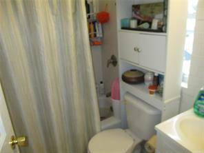 #6 photo, 34 Monroe St, Inwood , NY 11096