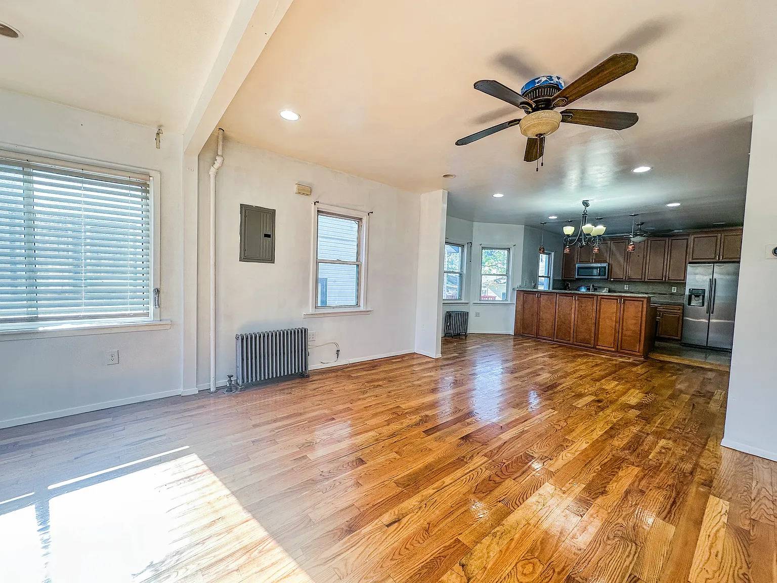 #13 photo, 134 rd & 175th, Springfield Gardens , NY 11434