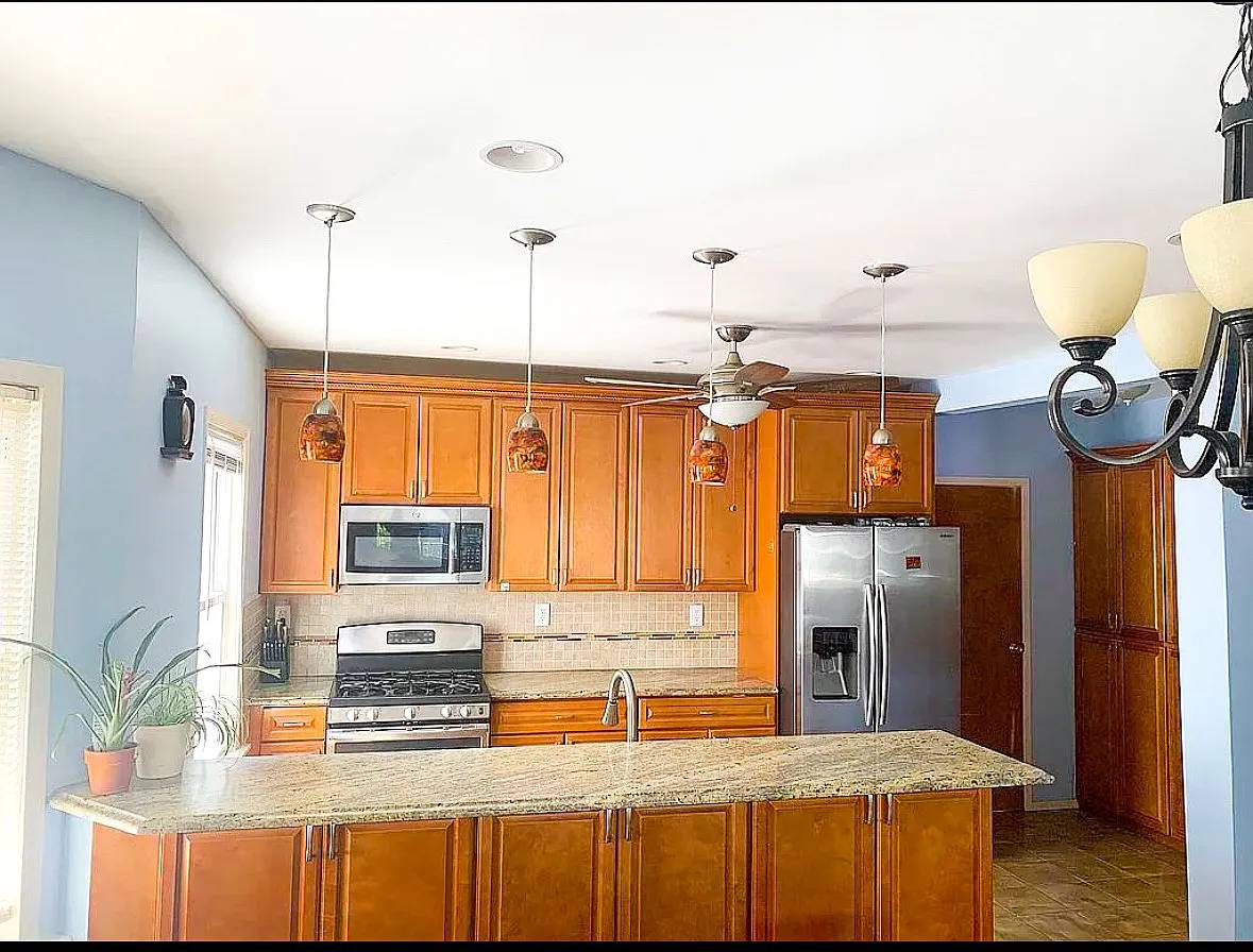 #6 photo, 134 rd & 175th, Springfield Gardens , NY 11434