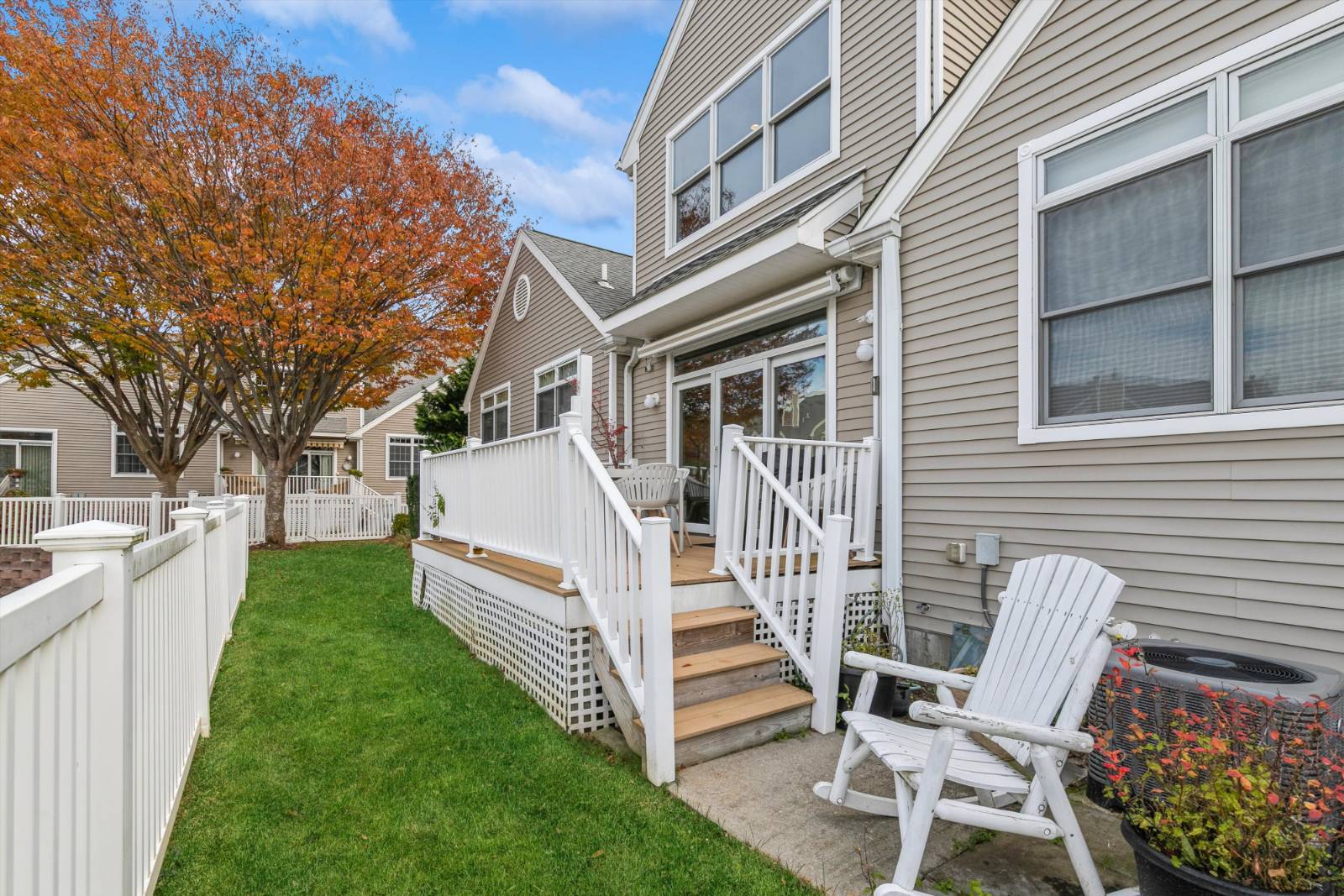 #29 photo, 95 Cove Lane, East Setauket , NY 11733