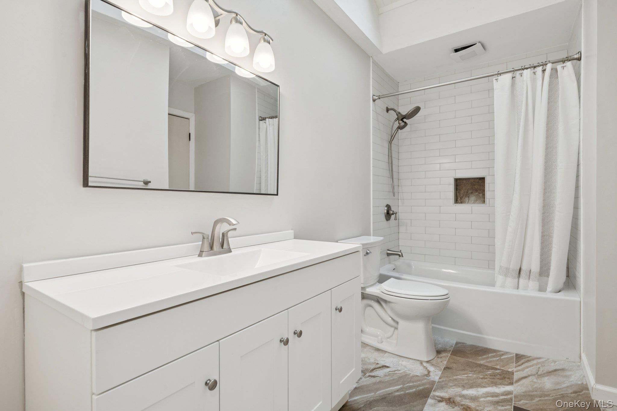 #17 photo, 23 Tiffany Lane, Smithtown , NY 11787