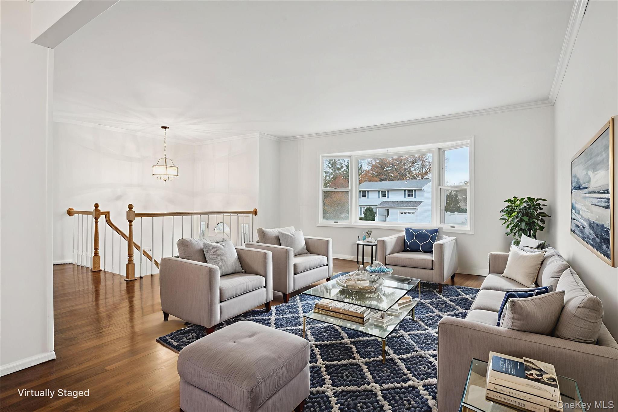 #8 photo, 23 Tiffany Lane, Smithtown , NY 11787