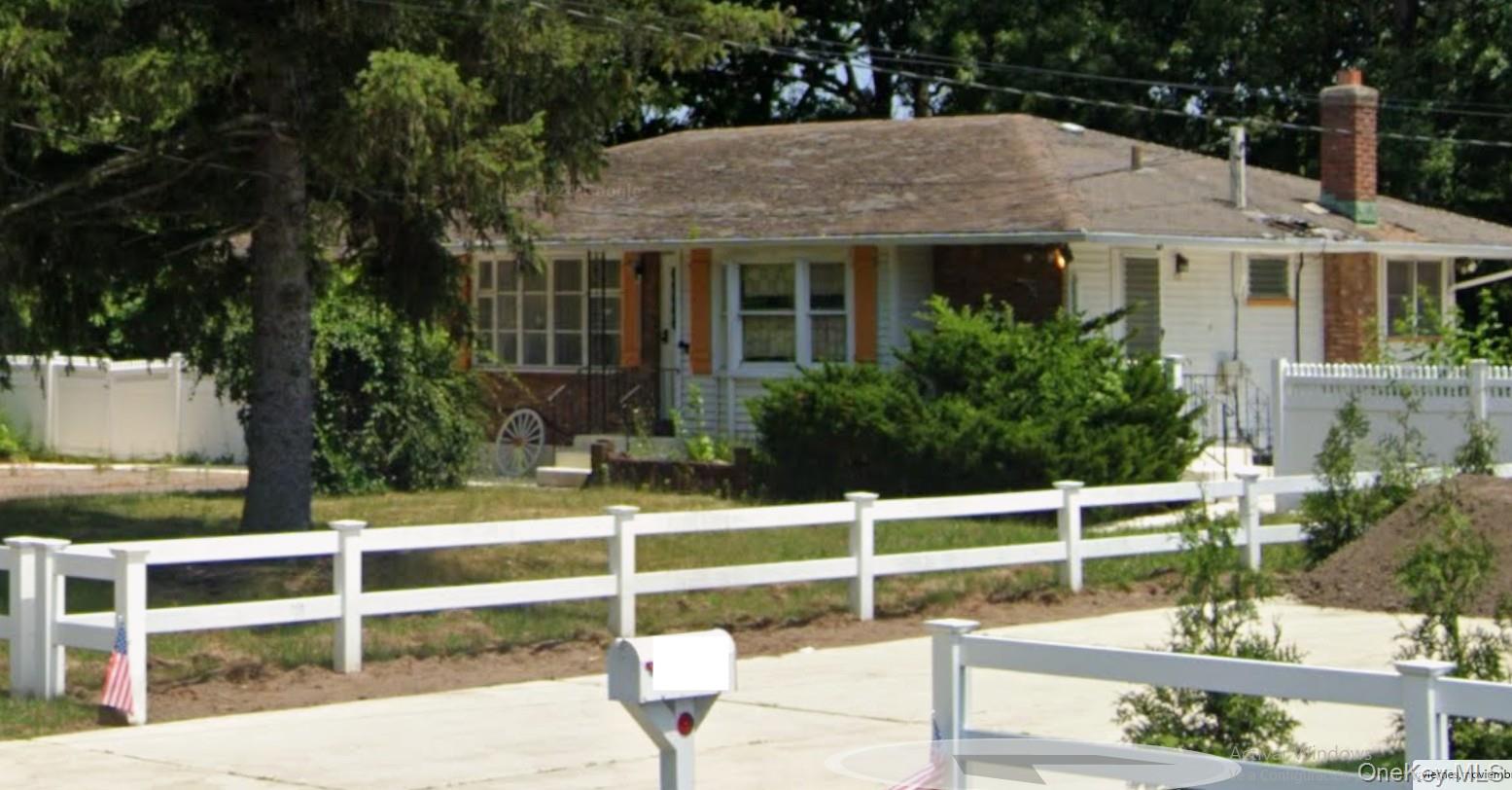 #1 photo, 741 Ocean Avenue, サフォーク郡 Bohemia , NY 11716