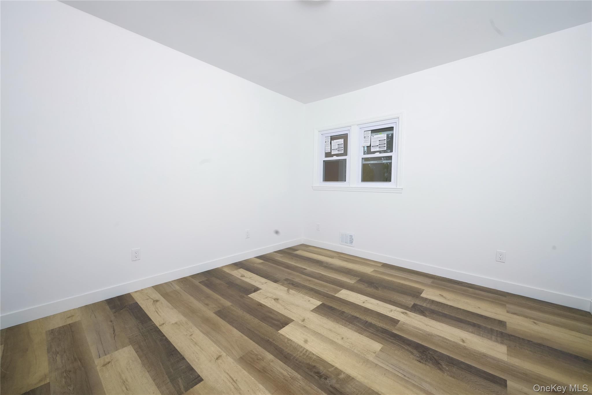 #12 photo, 741 Ocean Avenue, 東長島 Bohemia , NY 11716