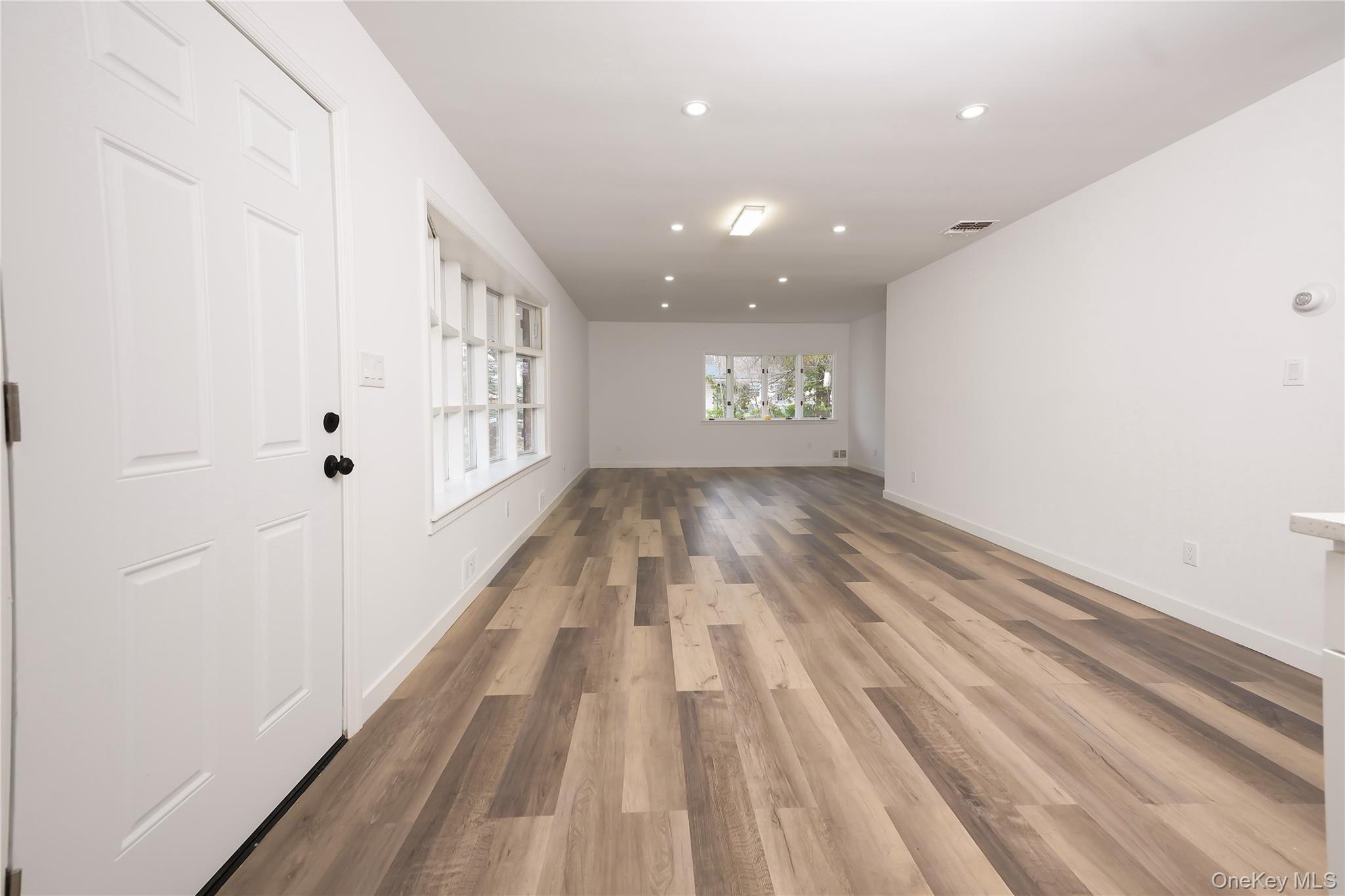 #5 photo, 741 Ocean Avenue, 東長島 Bohemia , NY 11716