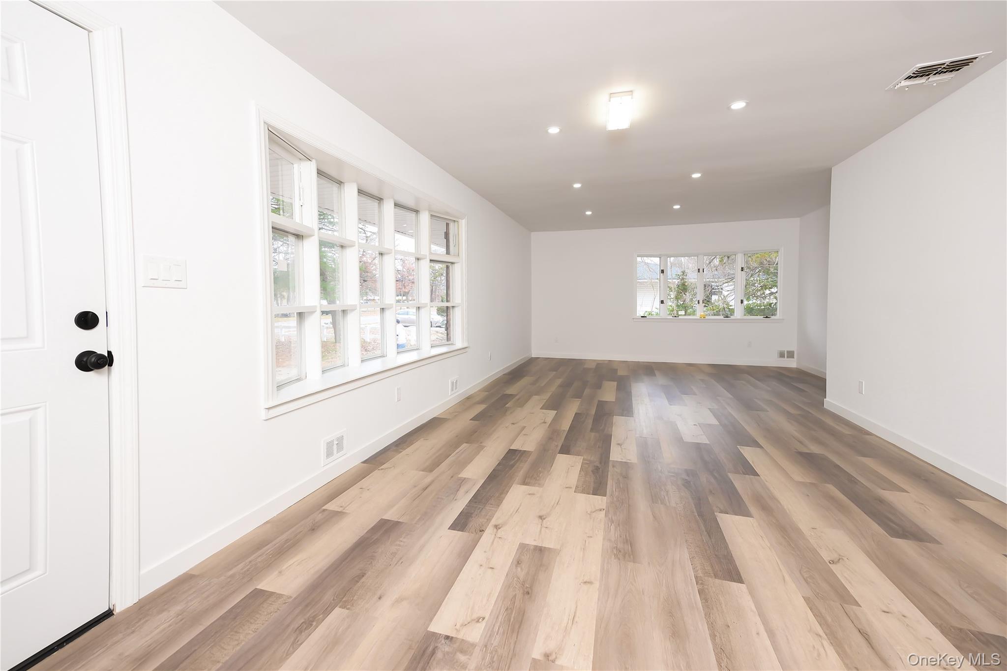 #7 photo, 741 Ocean Avenue, 東長島 Bohemia , NY 11716