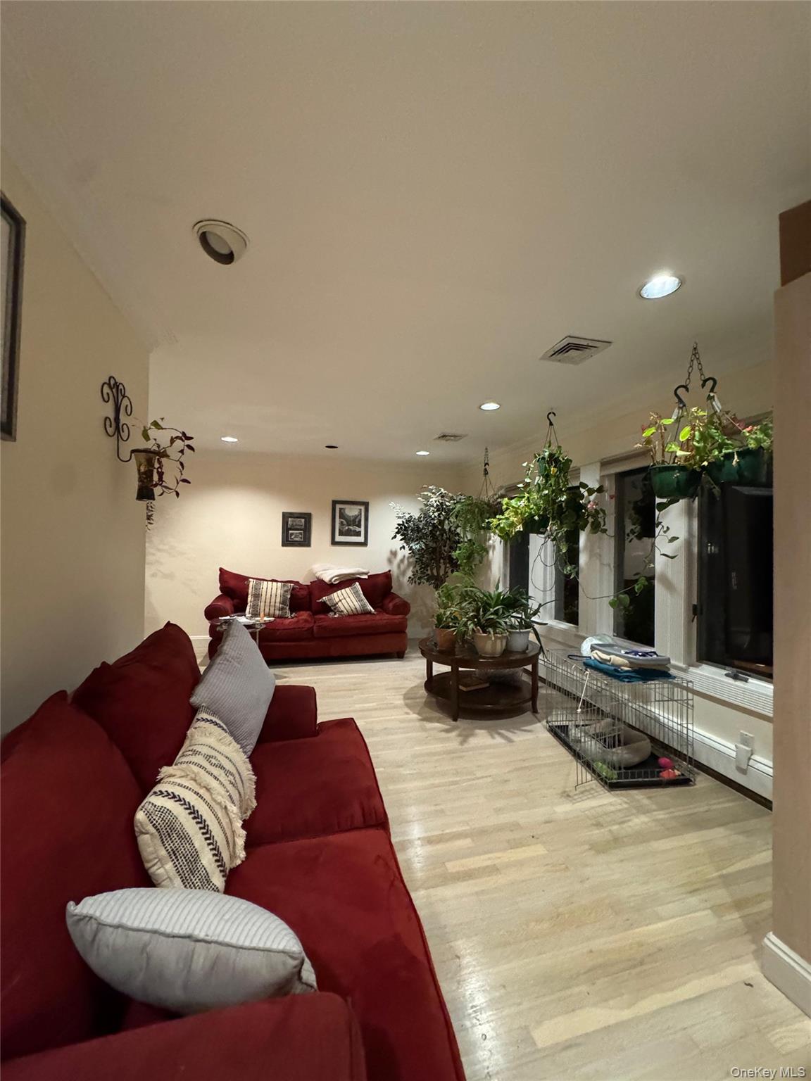 #5 photo, 254 Thompson Avenue, Oceanside , NY 11572