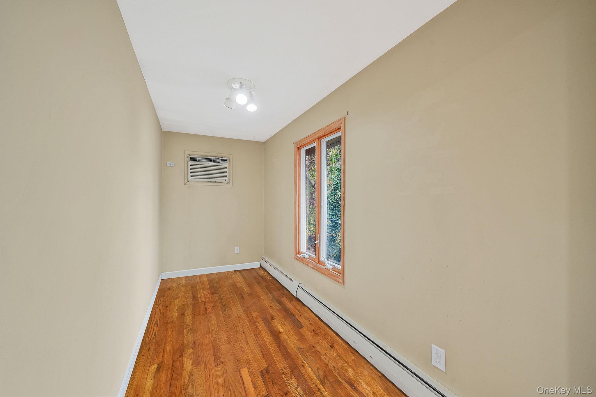 #14 photo, 15 Arleigh Road, サフォーク郡 East Northport , NY 11731