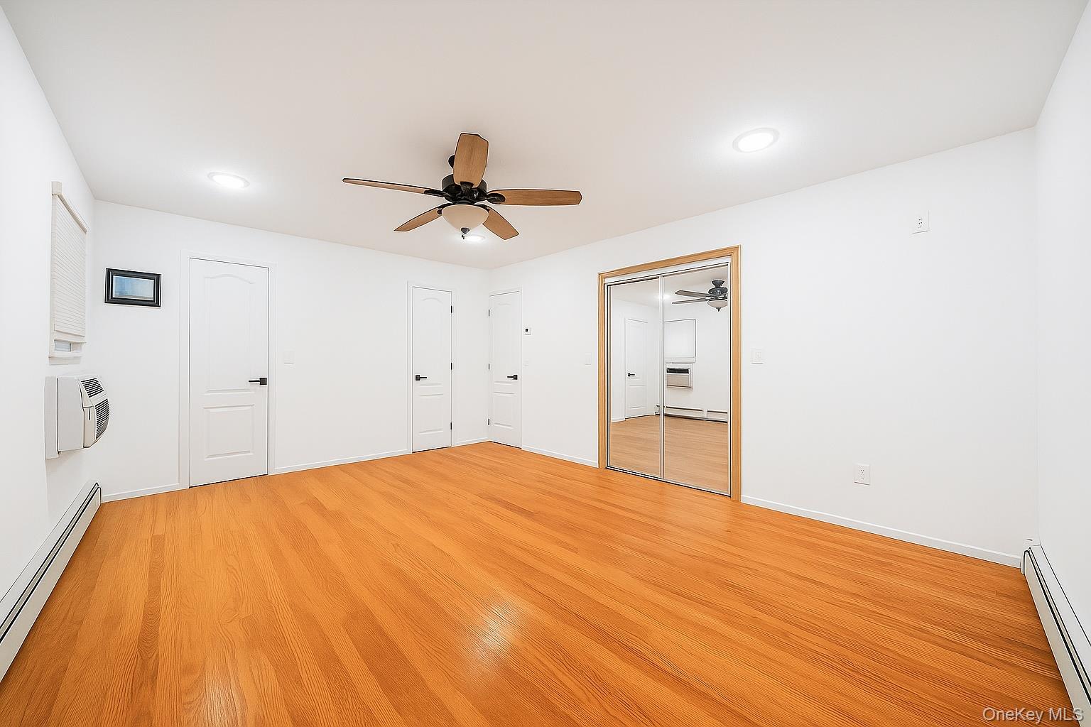 #17 photo, 15 Arleigh Road, サフォーク郡 East Northport , NY 11731