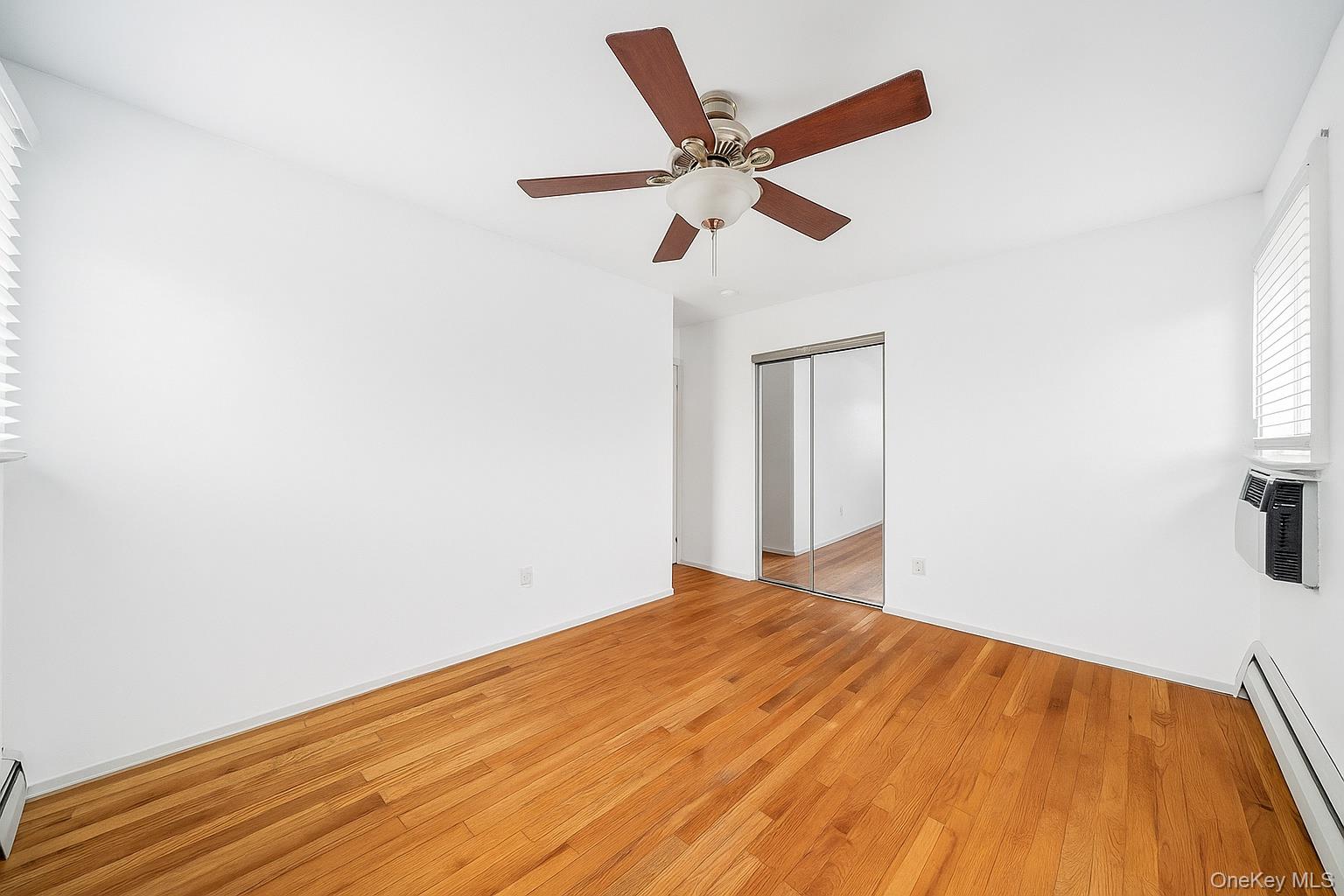 #19 photo, 15 Arleigh Road, サフォーク郡 East Northport , NY 11731