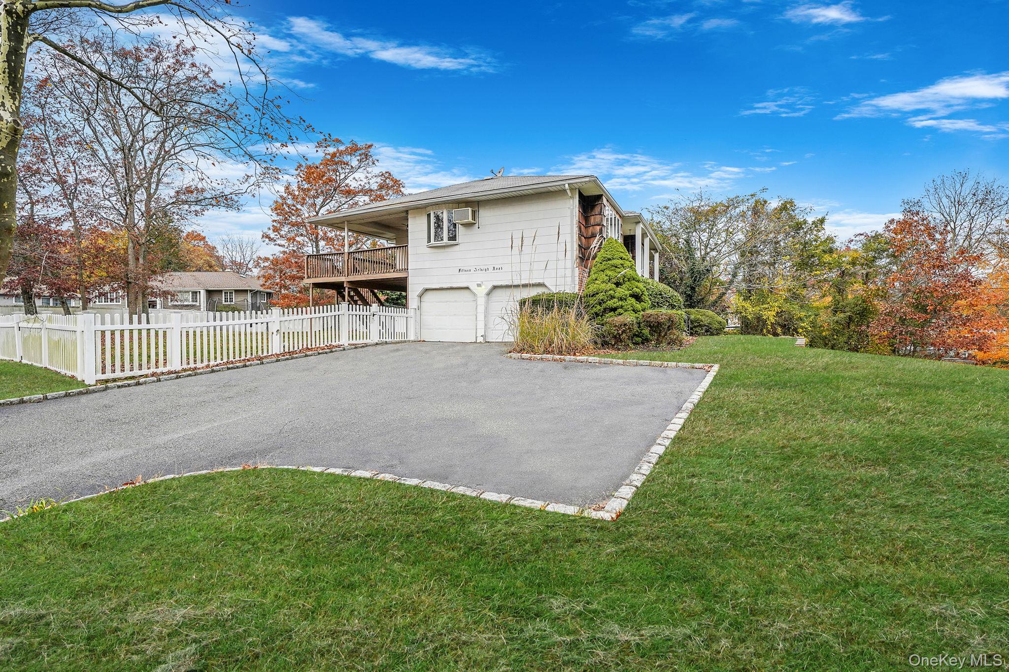 #2 photo, 15 Arleigh Road, サフォーク郡 East Northport , NY 11731