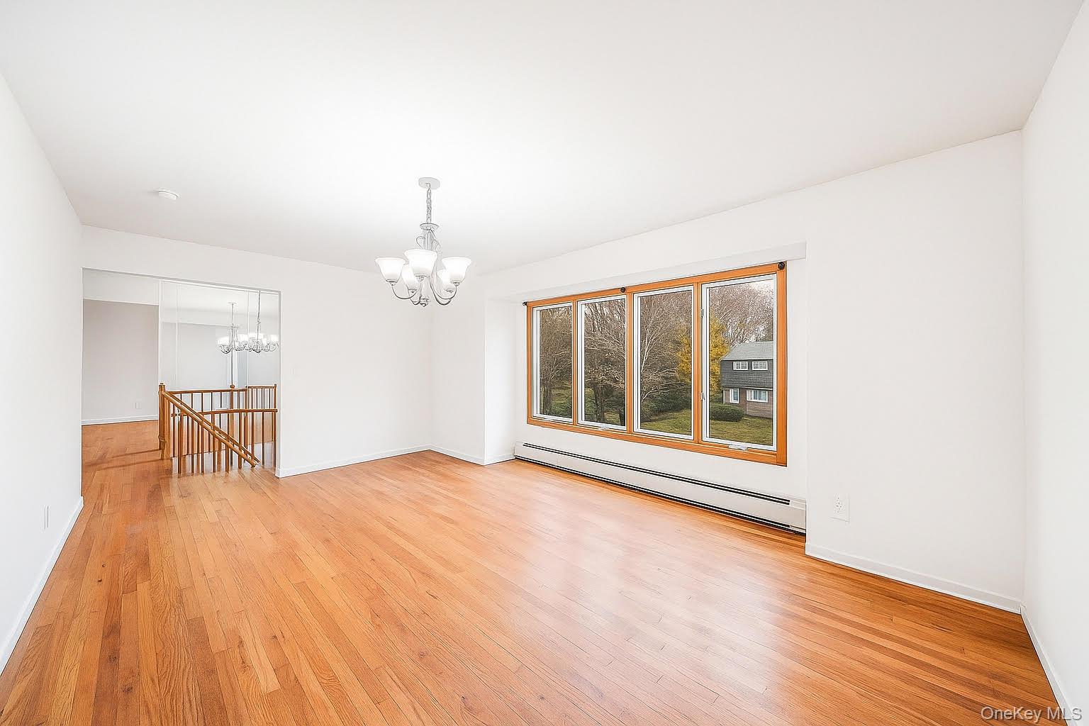 #3 photo, 15 Arleigh Road, サフォーク郡 East Northport , NY 11731