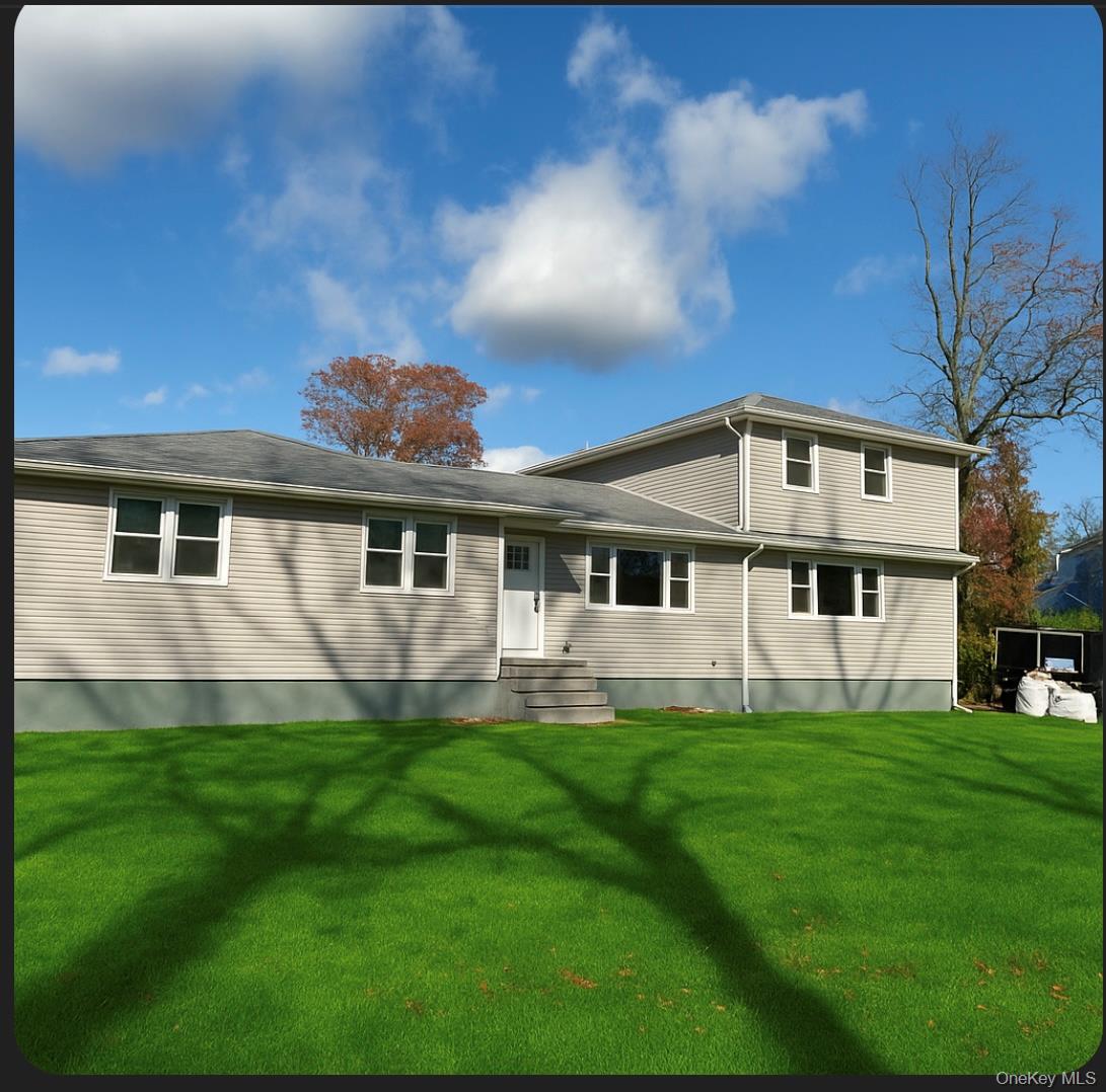 #1 photo, 751 Centerwood Street, West Babylon , NY 11704