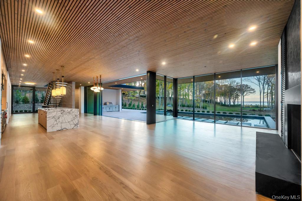 #17 photo, 28 Watch Way, Lloyd Harbor , NY 11743