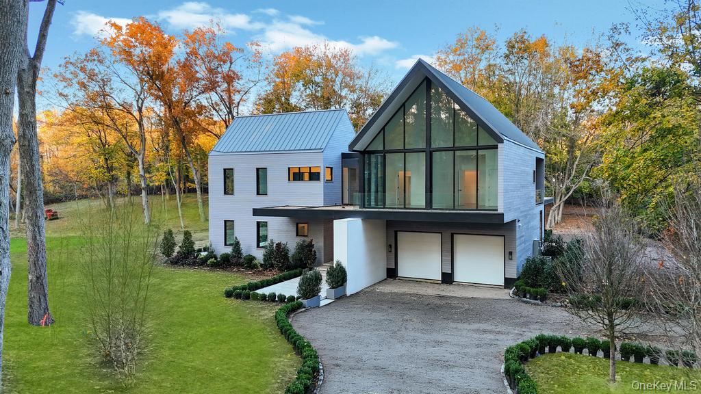 #3 photo, 28 Watch Way, Lloyd Harbor , NY 11743