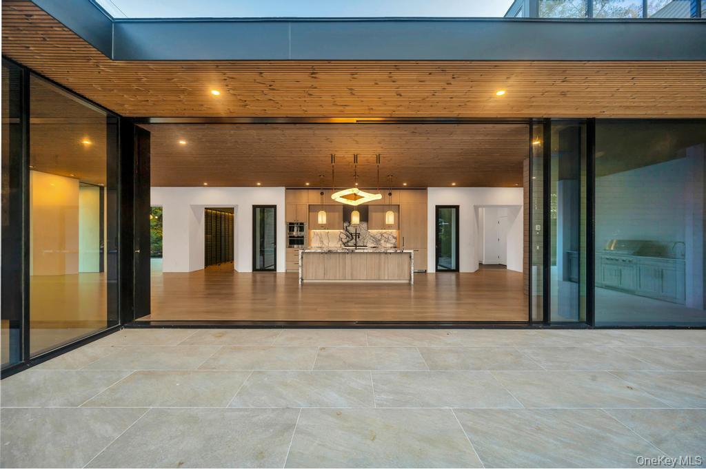 #8 photo, 28 Watch Way, Lloyd Harbor , NY 11743