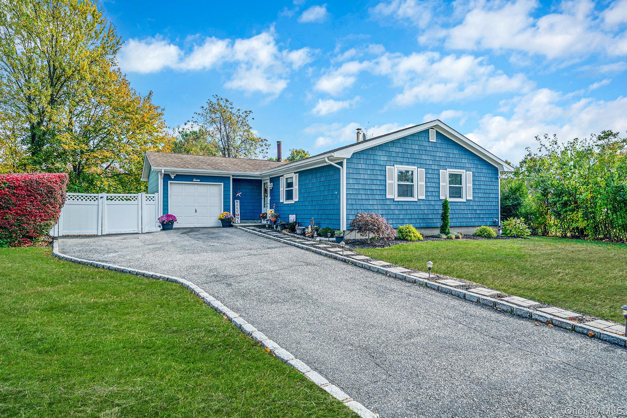 #1 photo, 7 Hester Lane, Ronkonkoma , NY 11779