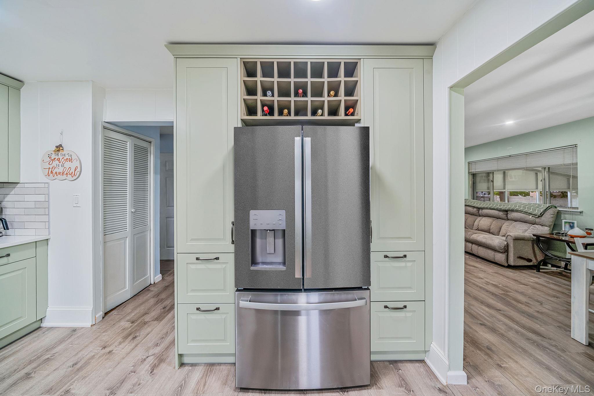 #10 photo, 7 Hester Lane, Ronkonkoma , NY 11779