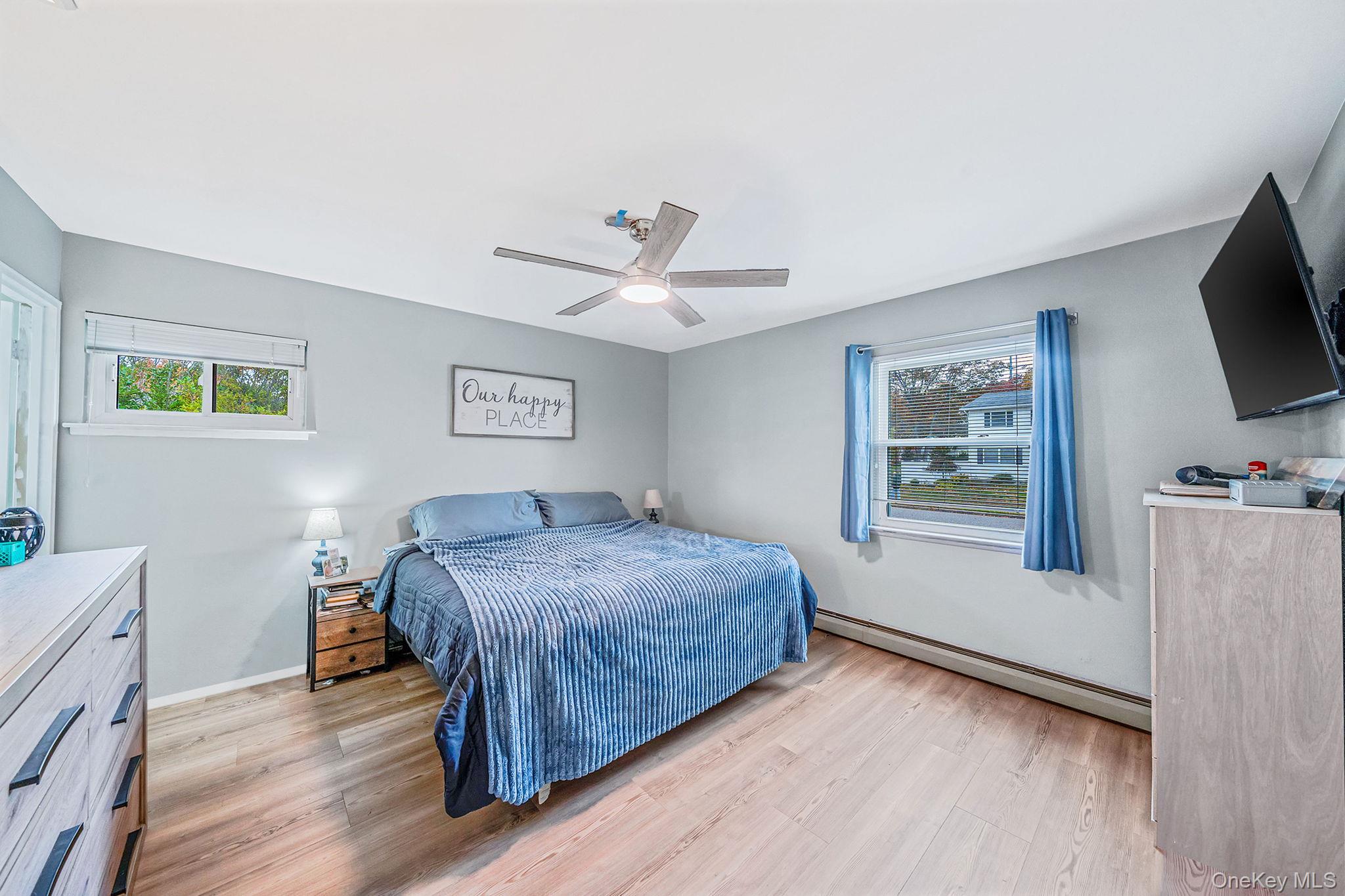 #14 photo, 7 Hester Lane, Ronkonkoma , NY 11779