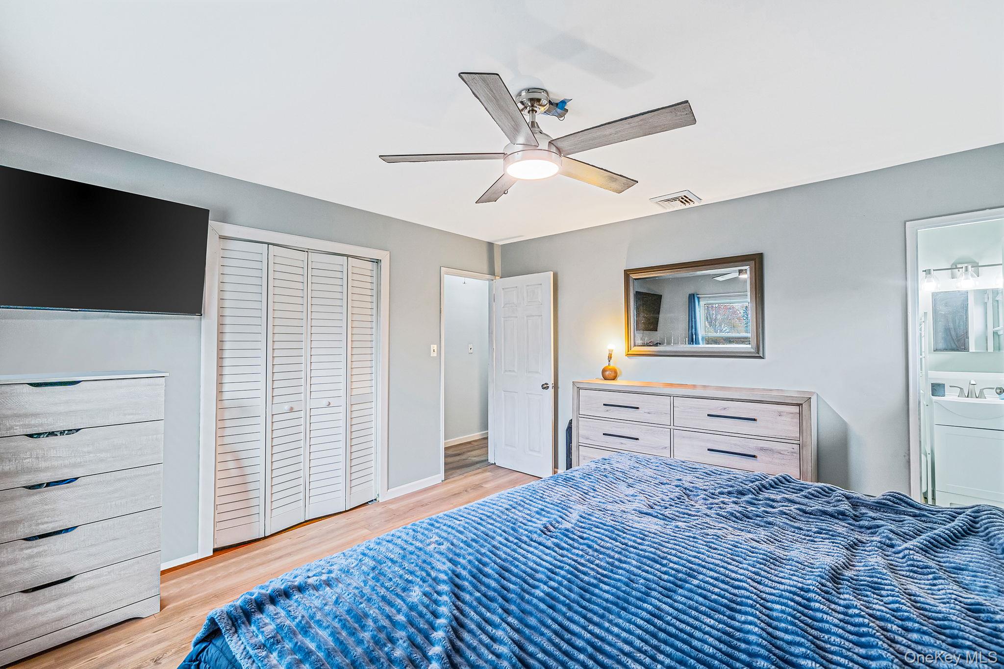 #15 photo, 7 Hester Lane, Ronkonkoma , NY 11779