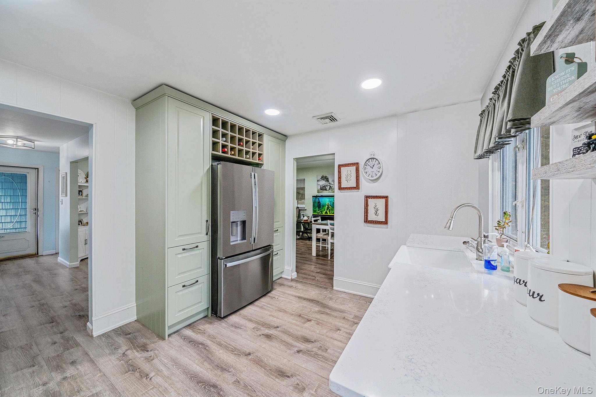 #8 photo, 7 Hester Lane, Ronkonkoma , NY 11779