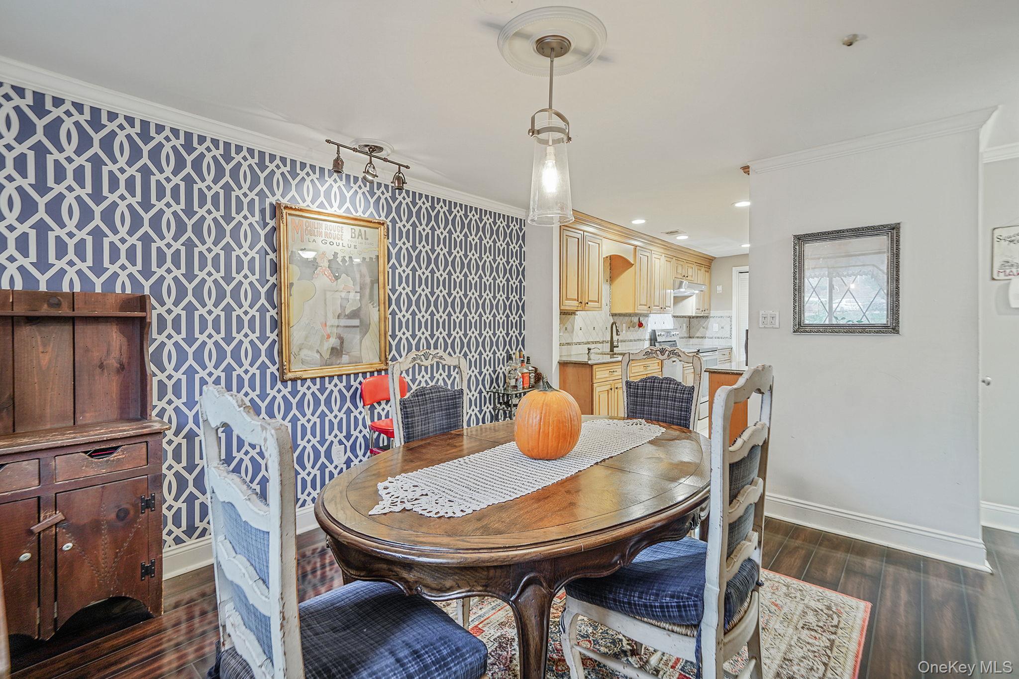 #9 photo, 320 Woodland Court, Coram , NY 11727