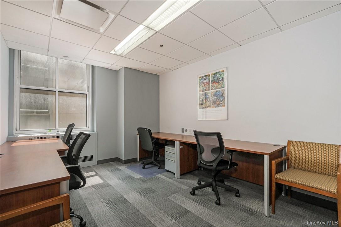 #3 photo, 1270 Avenue of Americas, New York (Manhattan) , NY 10020